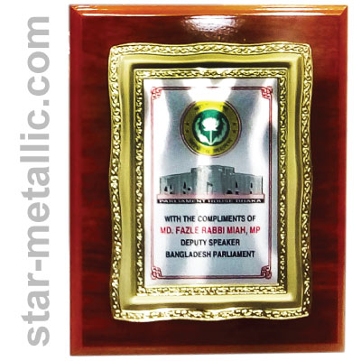 Award crest bd