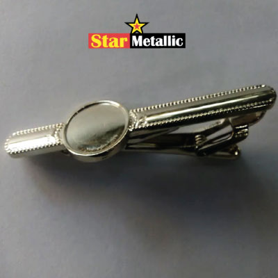 Silver tie clip