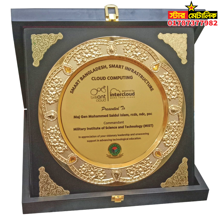 Wooden folding box VIP award crest